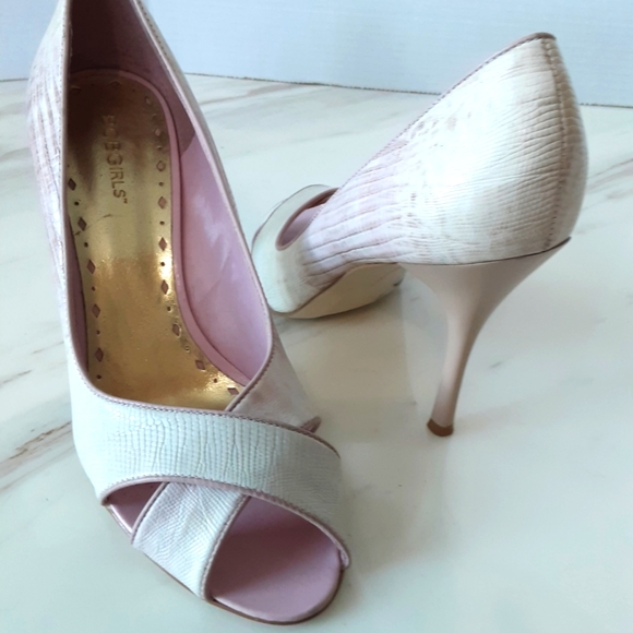 BCBGIRLS WEDDING BEIGE PINK PEEP TOE LEATHER LIZARD PUMPS SZ 10B - Picture 4 of 8